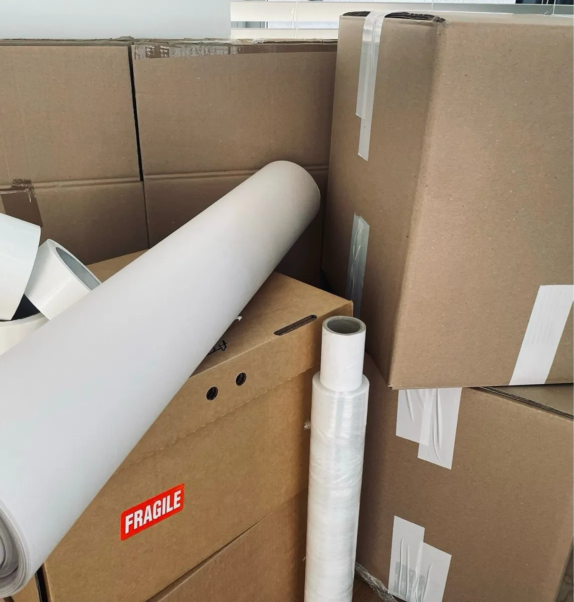 Moving supplies - Image 1