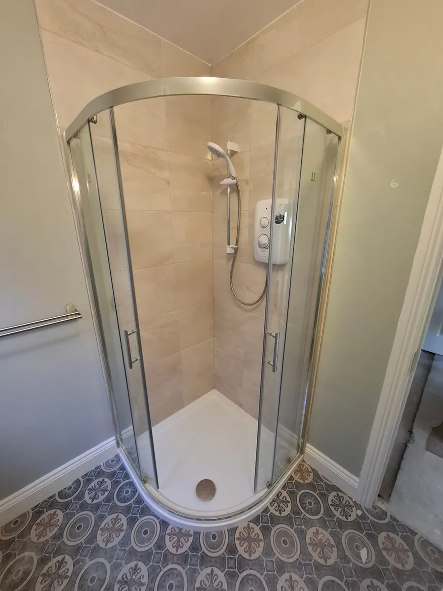 Flair Quadrant Shower Enclosure - Brand New - Image 1