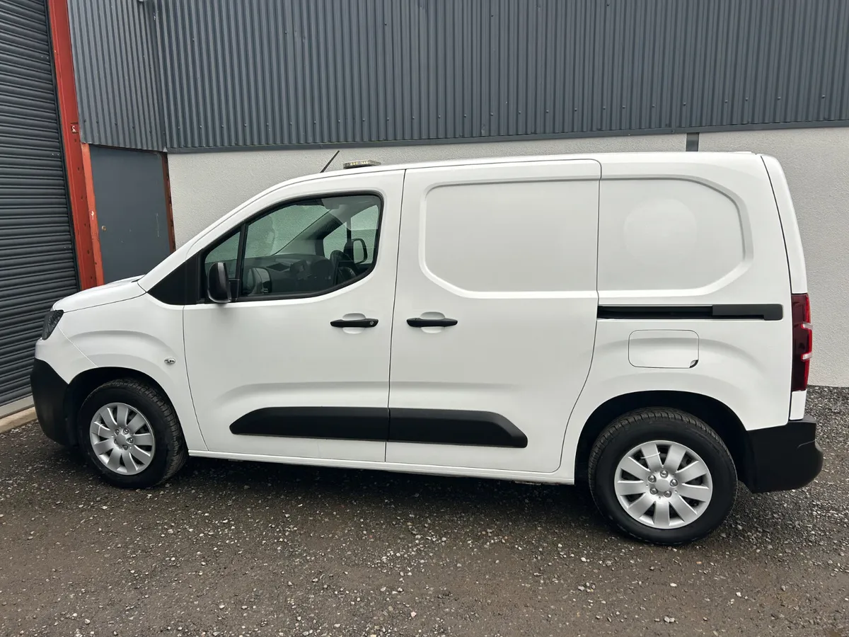 2021 Citroen Berlingo - 101kms/  Inc Vat price - Image 2