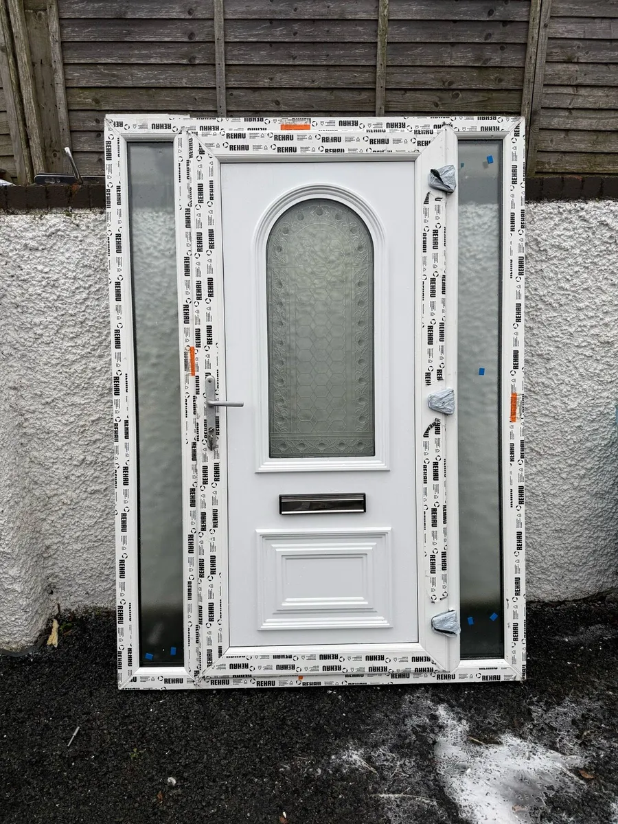 Pvc front door - Image 2