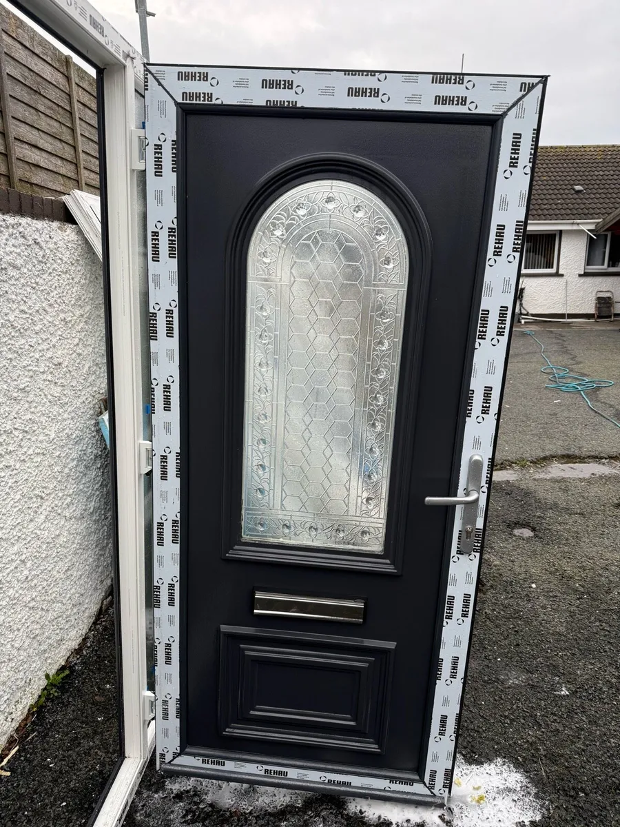 Pvc front door - Image 4