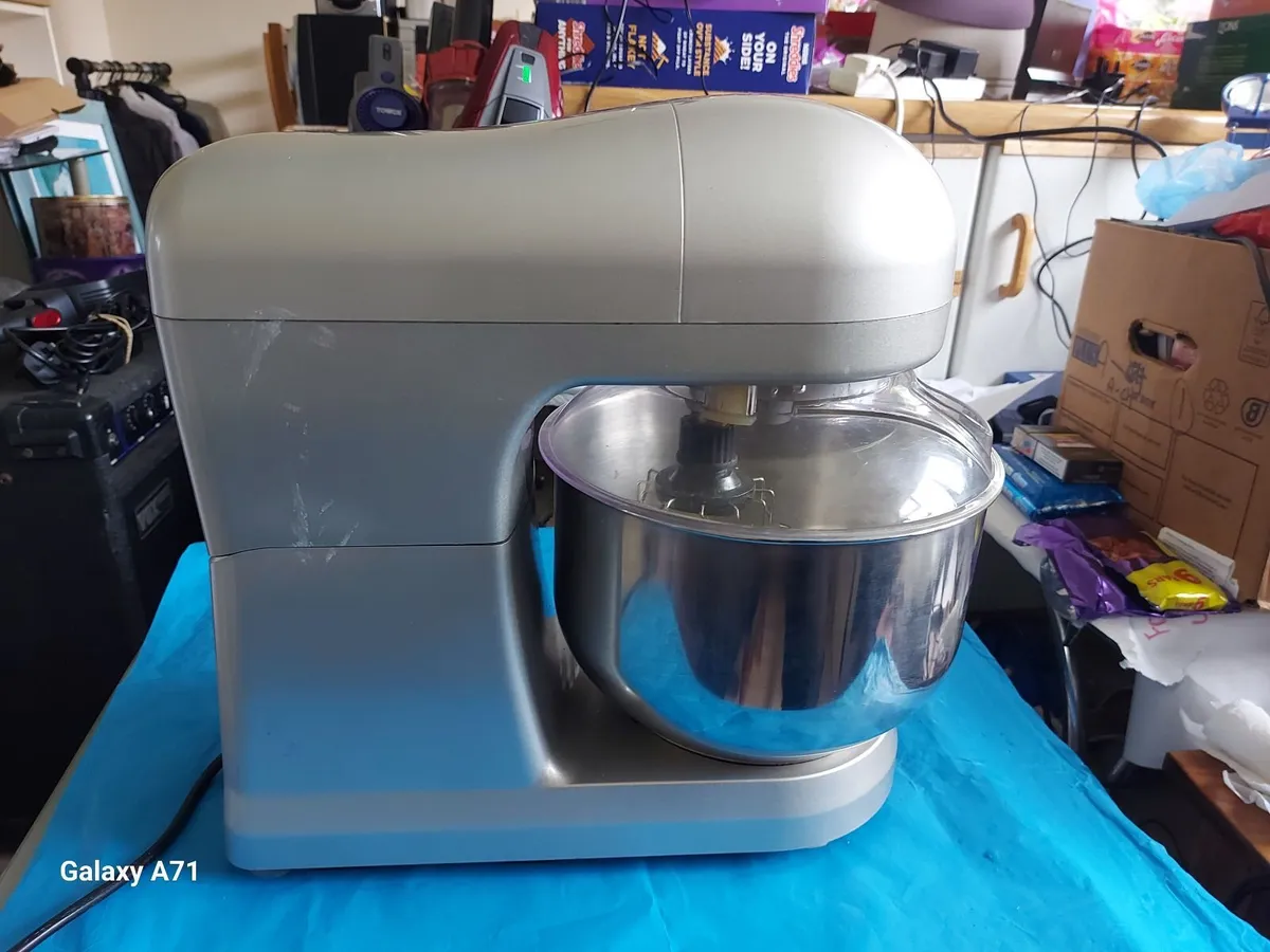 Professional 5 litre Stand Mixer, Model D5523-SM68 - Image 2