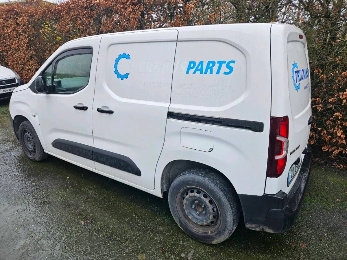 Citreon berlingo 3 seater - Image 3