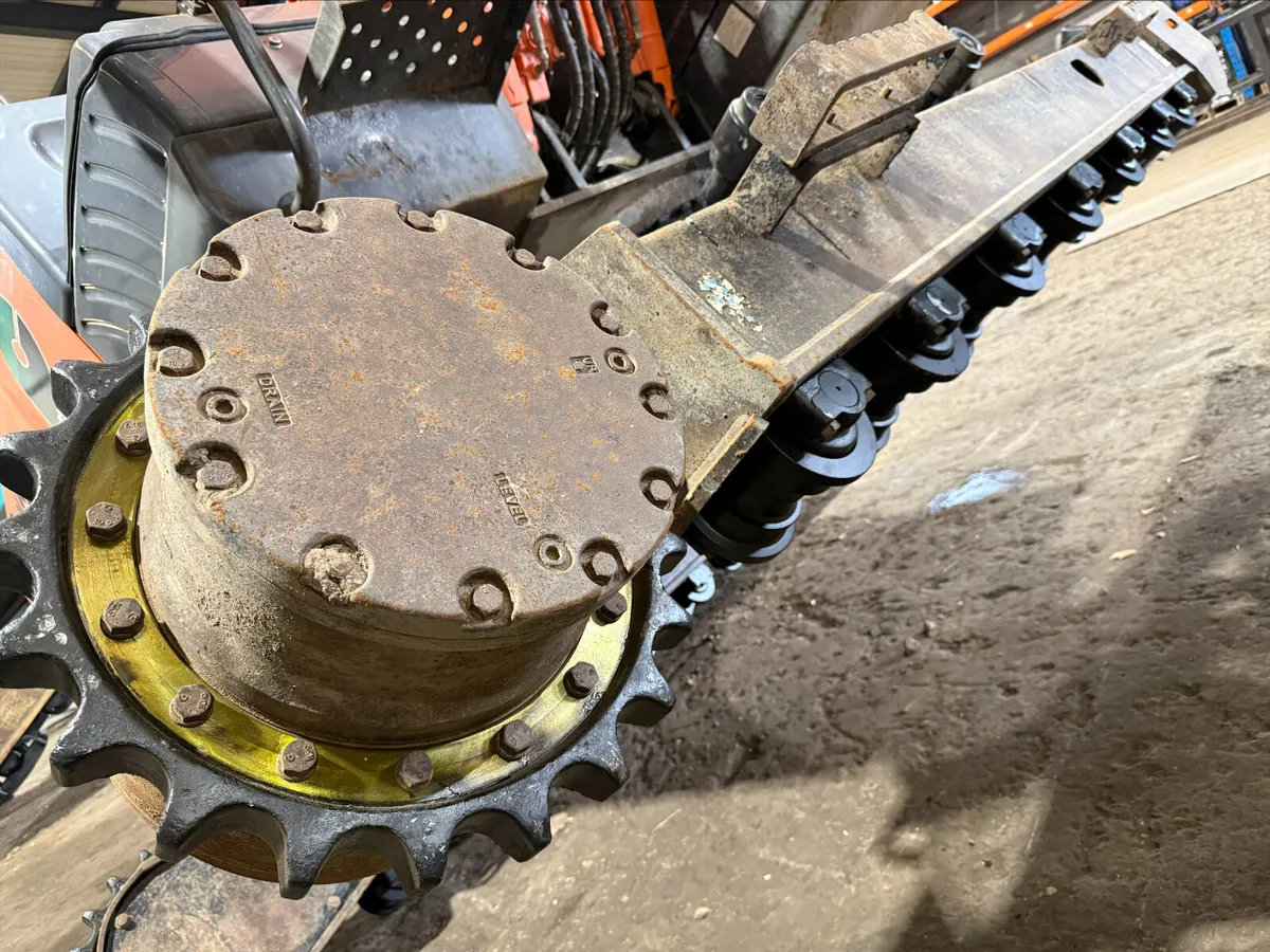 Track Solutions @ Undercarriage Ireland - Image 4