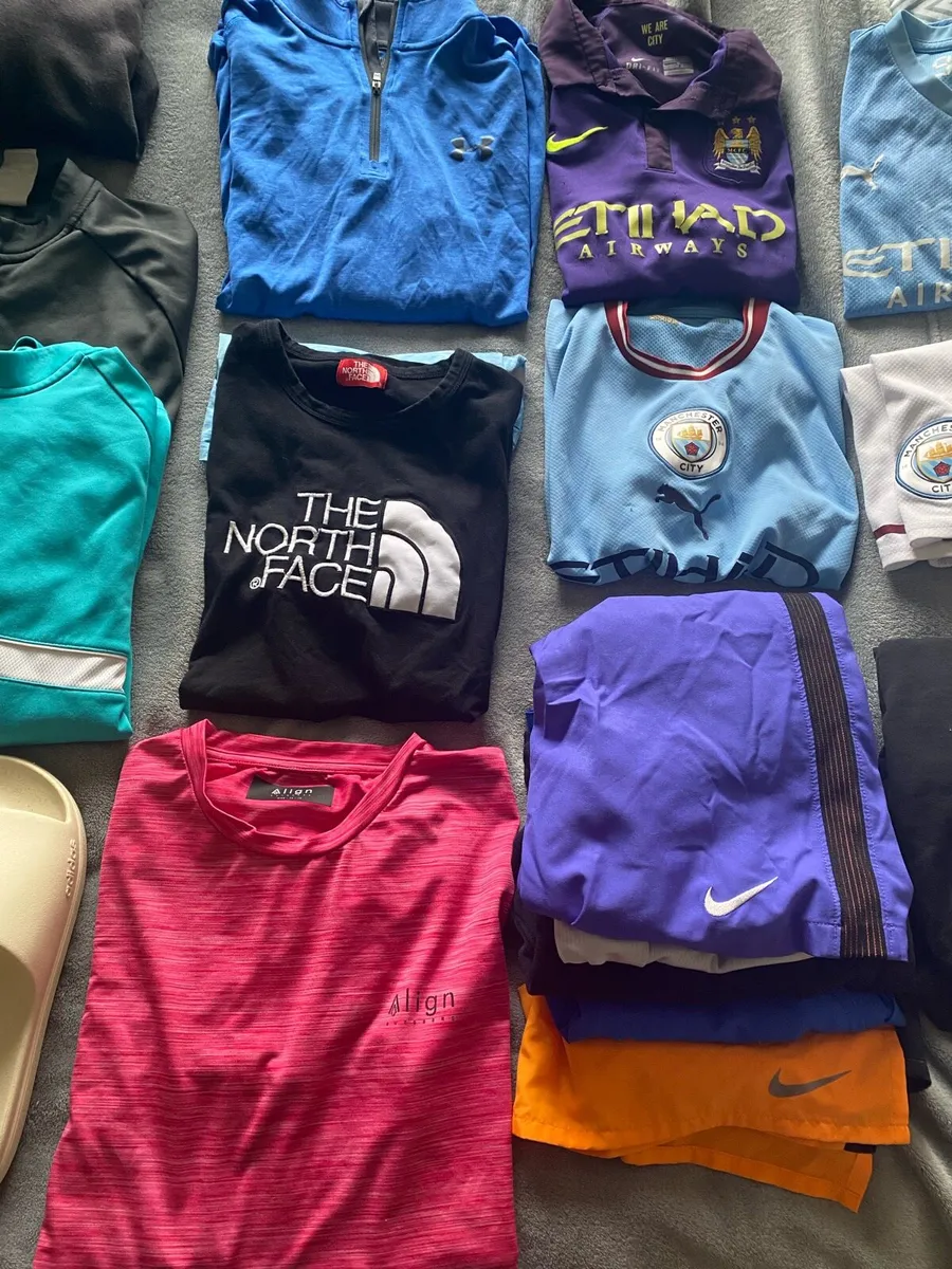 Boys Clothes 11-13 year sizes - Image 1