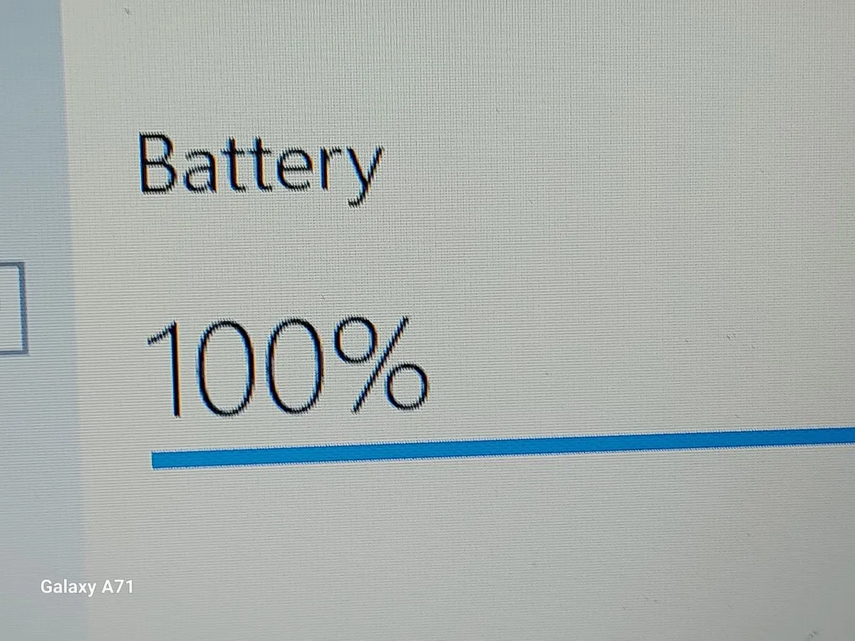 ACER TravelMate 5335 Laptop, 4GB Ram, 250GB HDD, - Image 3