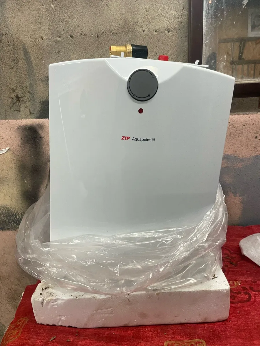 Aqua point - Image 1