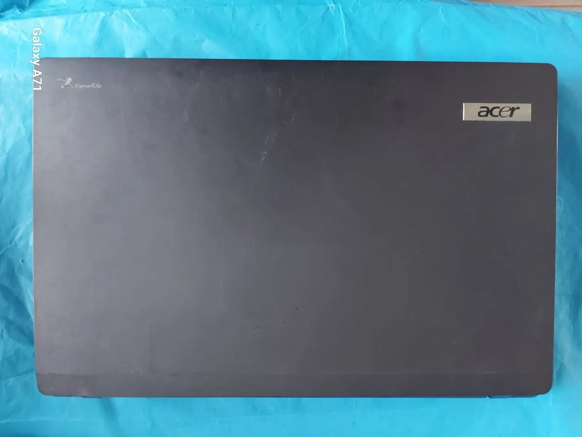 ACER TravelMate 5335 Laptop, 4GB Ram, 250GB HDD, - Image 2