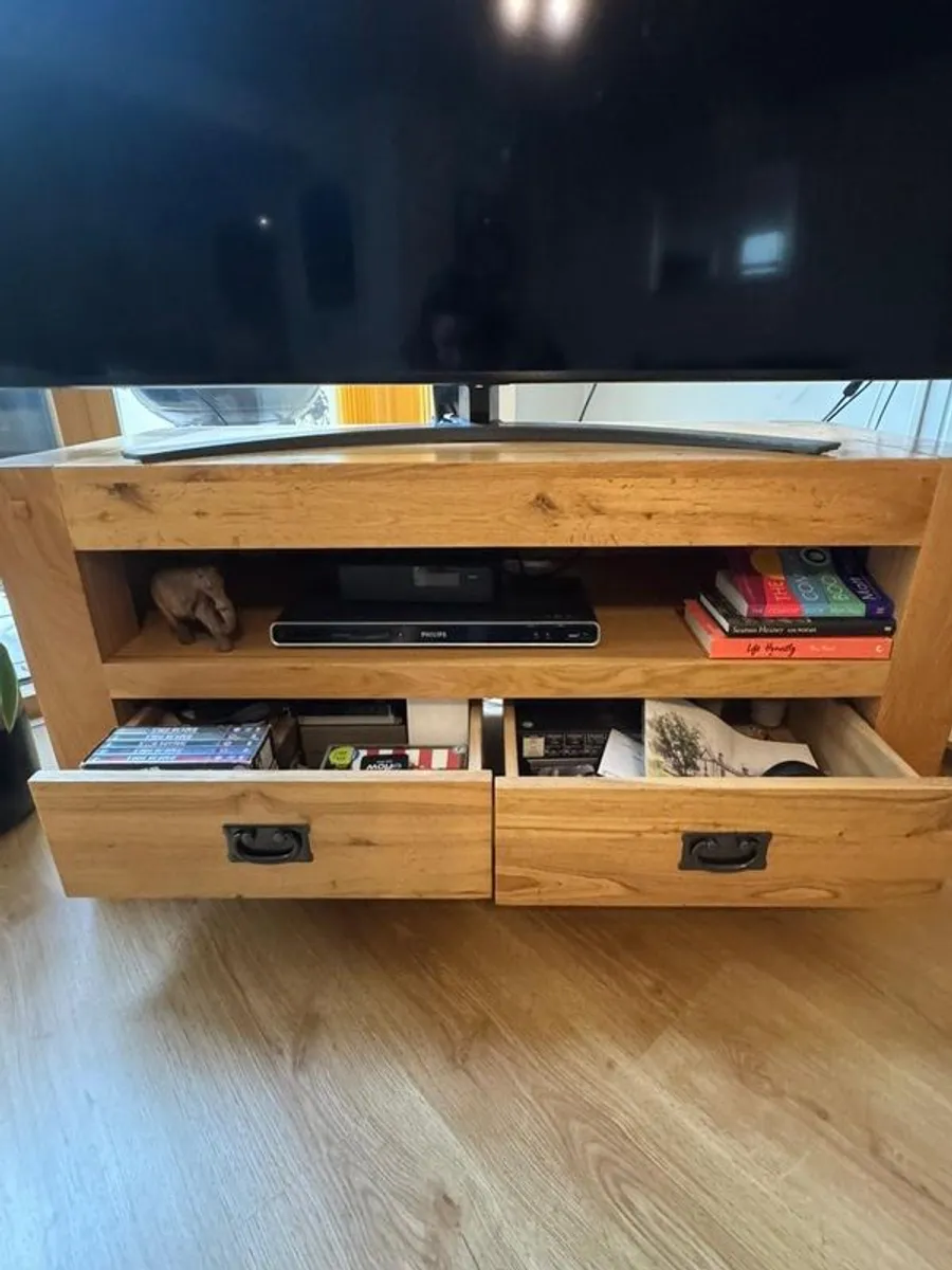 Tv stand and storage unit - Image 3