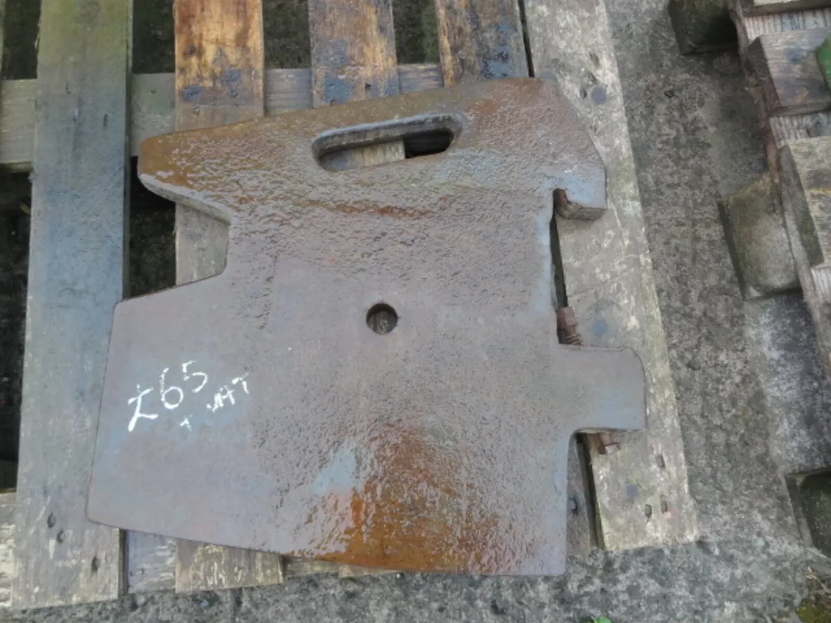 Selection of Tractor Weight Slices - Image 4