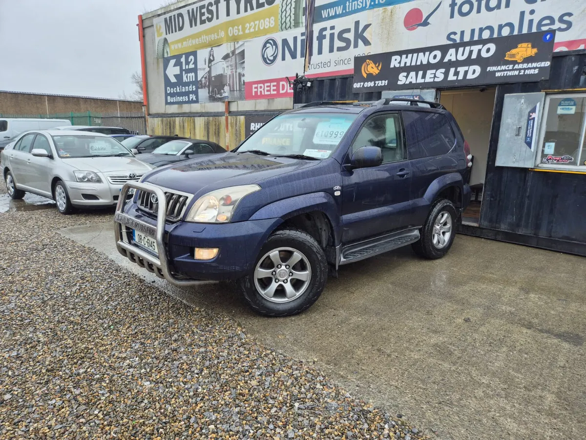 🦏 Toyota Land Cruiser 2008 SWB LOW miles.🦏 - Image 1
