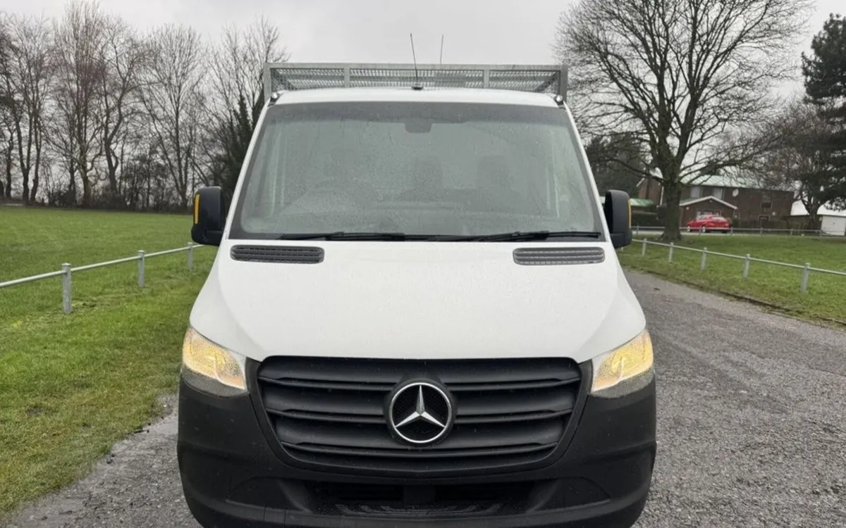 2021 Mercedes-Benz Sprinter Tipper Van - Image 2
