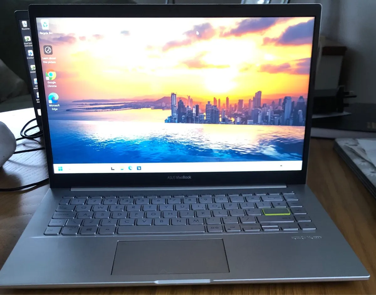 Asus Vivobook  Laptop - Image 4