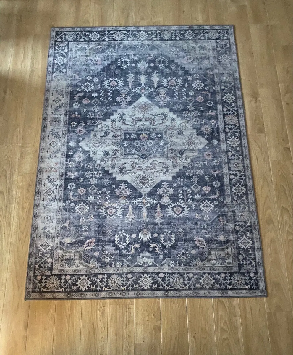 Rug - Image 1