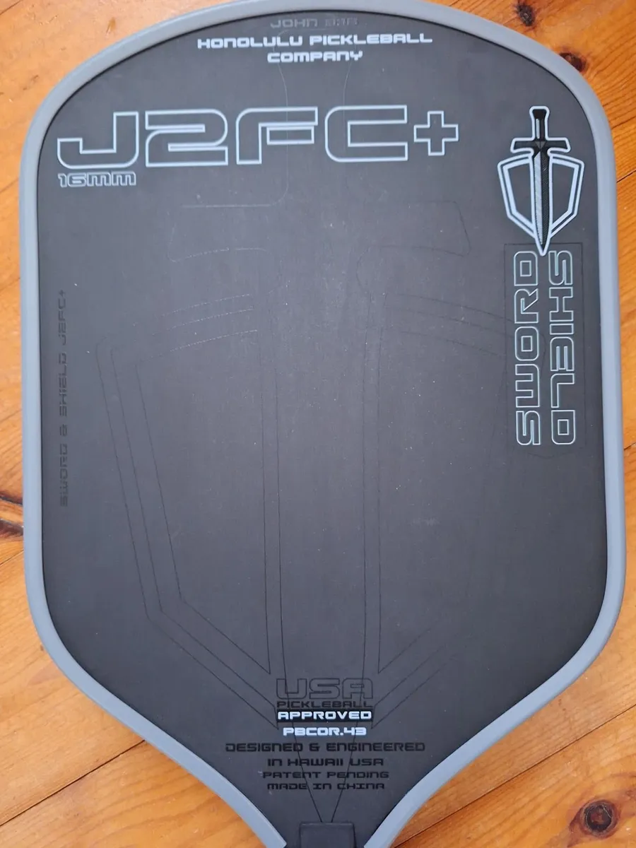 Sports Pickleball Paddle - Image 3