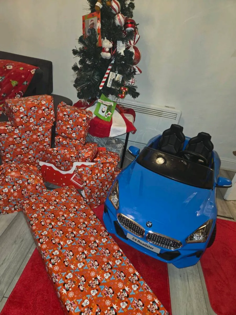 Kids ride on BMW car - Image 1