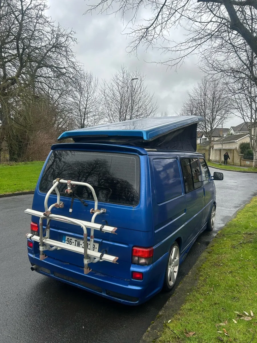 Volkswagen Pop-Top Camper - Image 1
