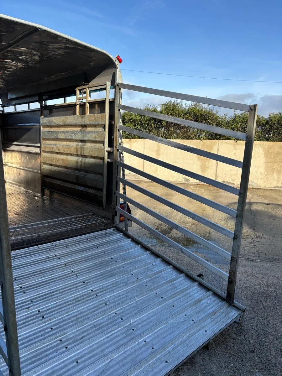 Cattle Trailer - Image 2