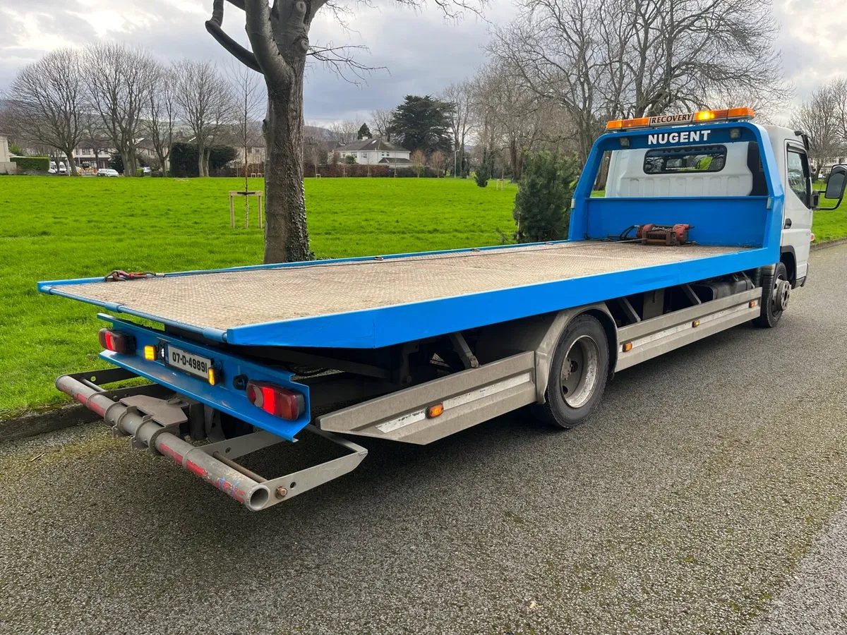 2007 Canter Tilt and Slide Recovery Truck - Image 1