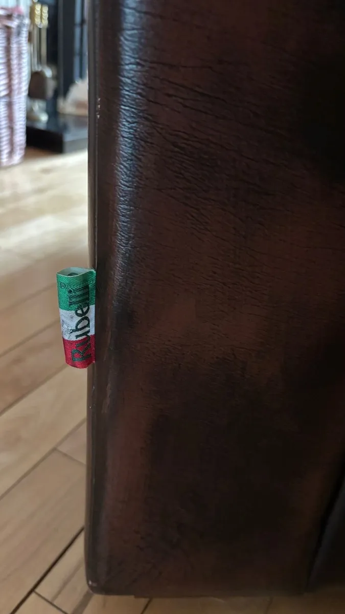 Premium Italian Leather Sofa & Armchairs-3+1+1 - Image 2