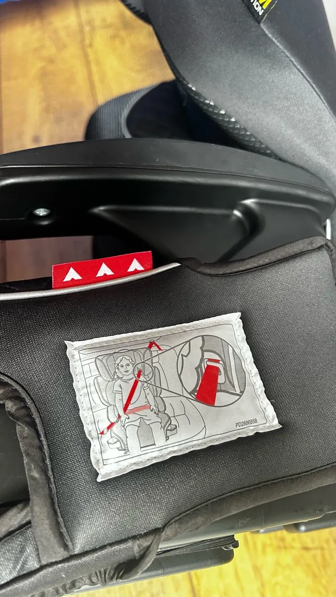 Graco Car seat - Image 4