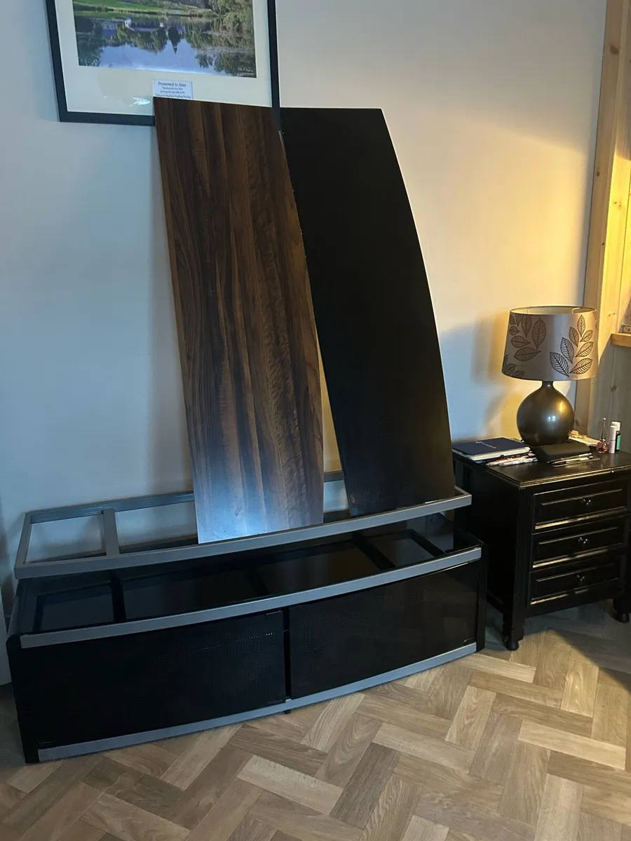 TV cabinet - Image 4