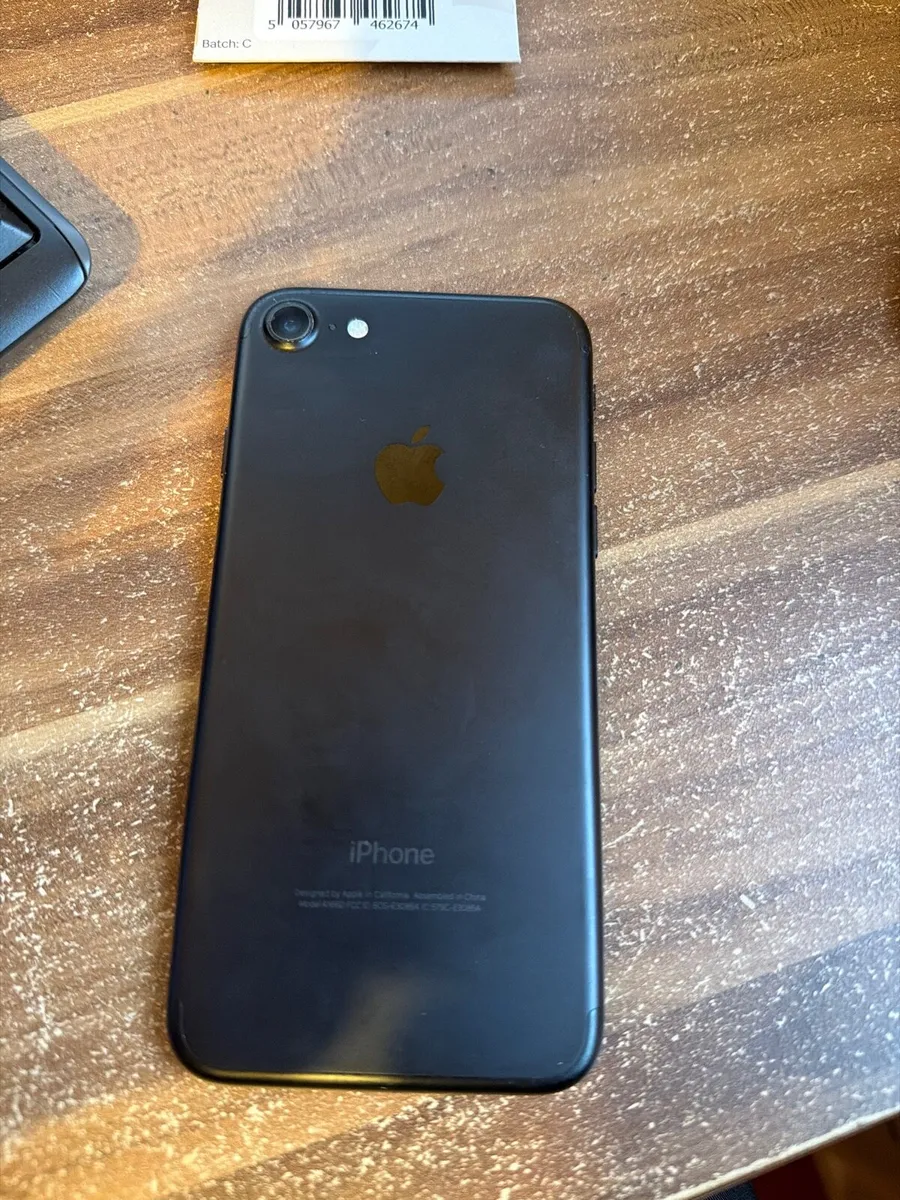 iPhone7 32GB black - Image 3