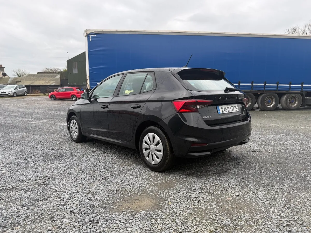 2024 Skoda Fabia 1 L petrol - Image 3