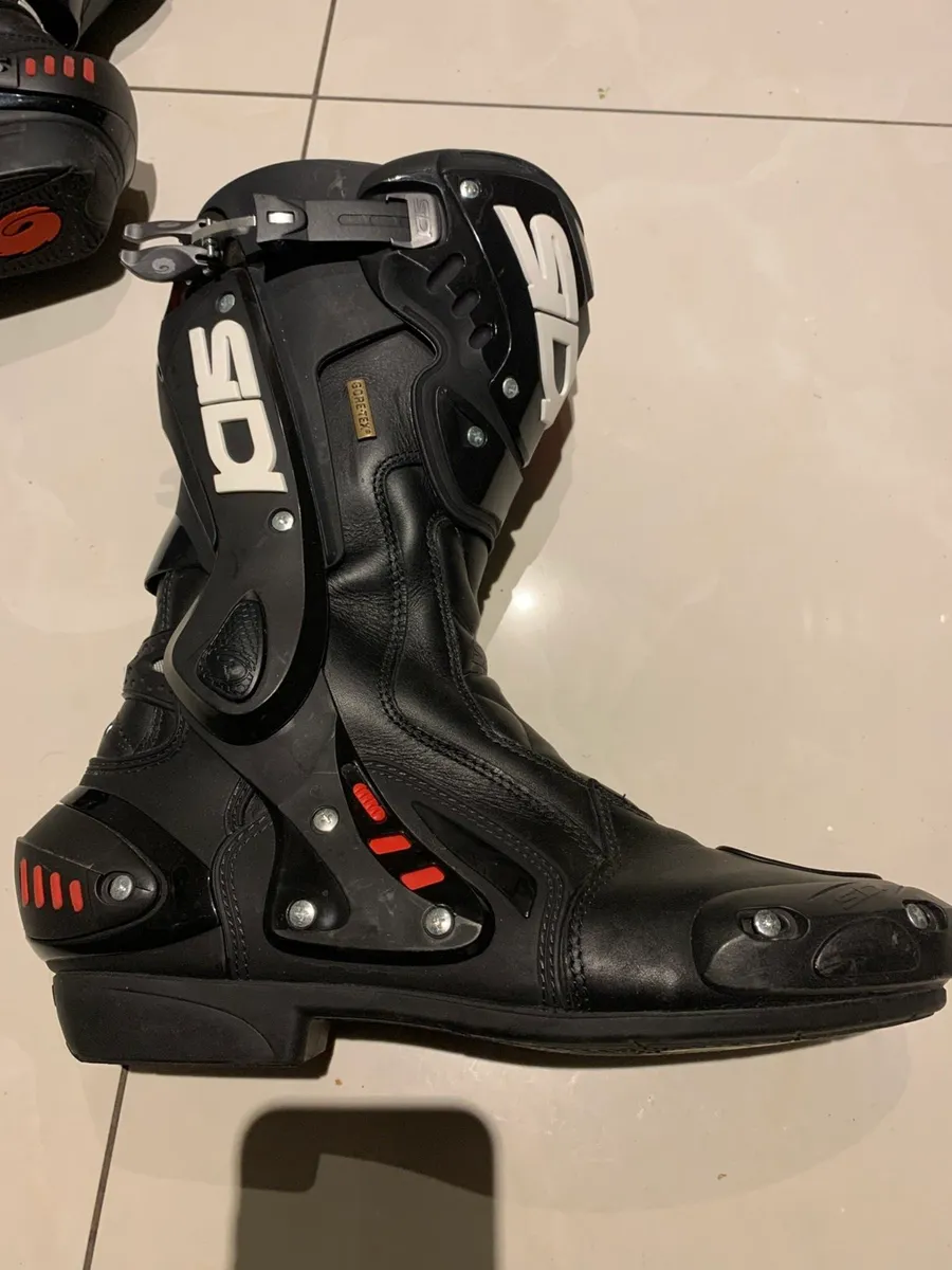 Sidi st Gortex boots - Image 1