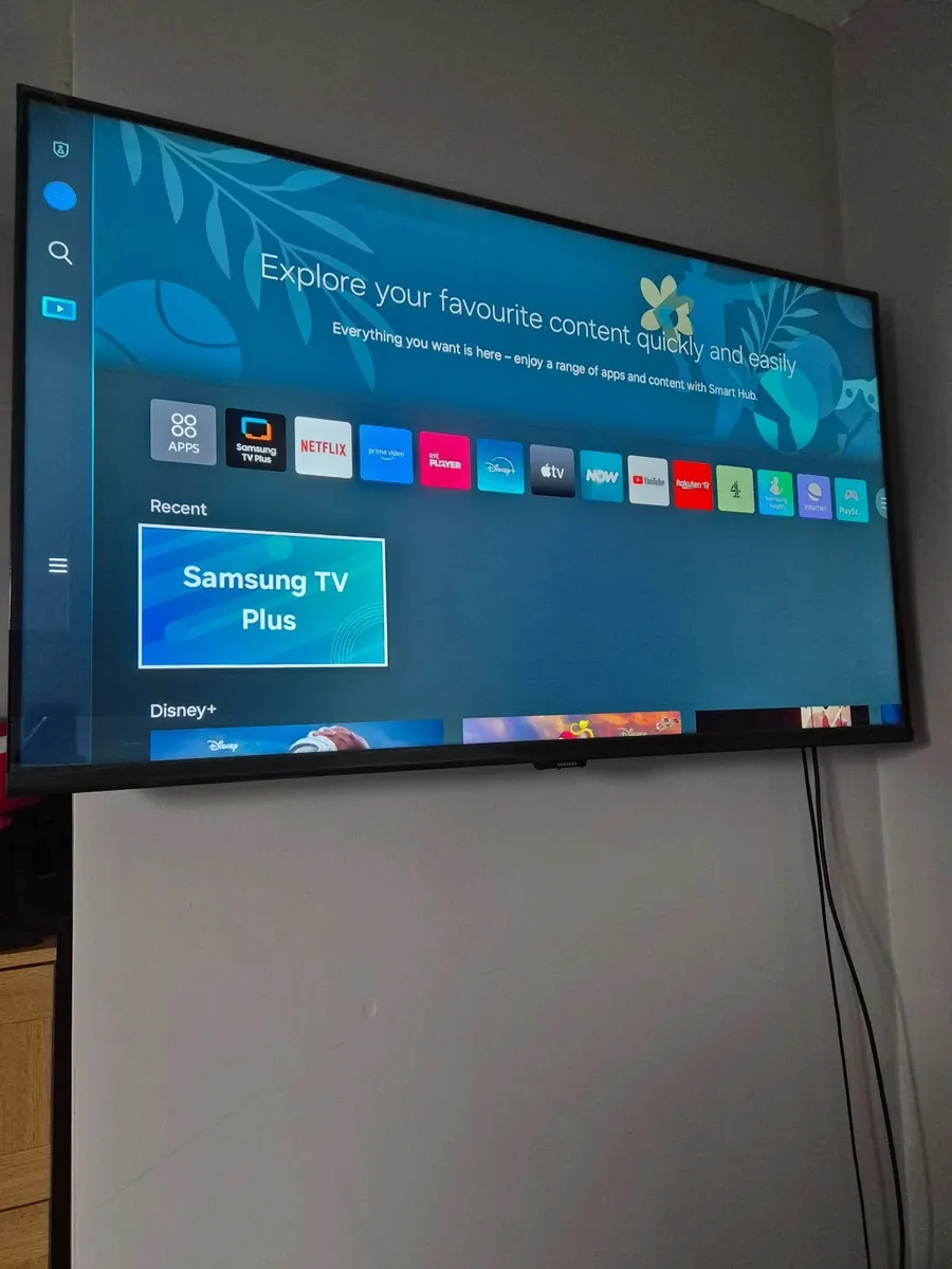 Samsung  Smart tv - Image 1