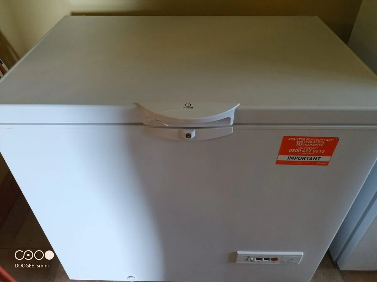 Chest Freezer - Image 3
