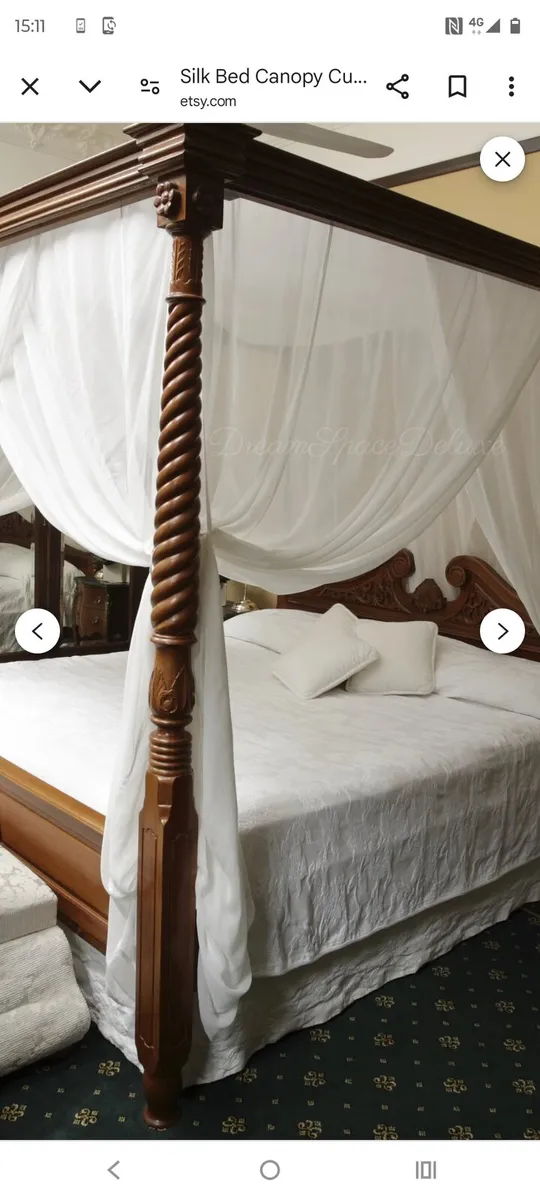 4 Poster Ornate Bed, Super King. - Image 1