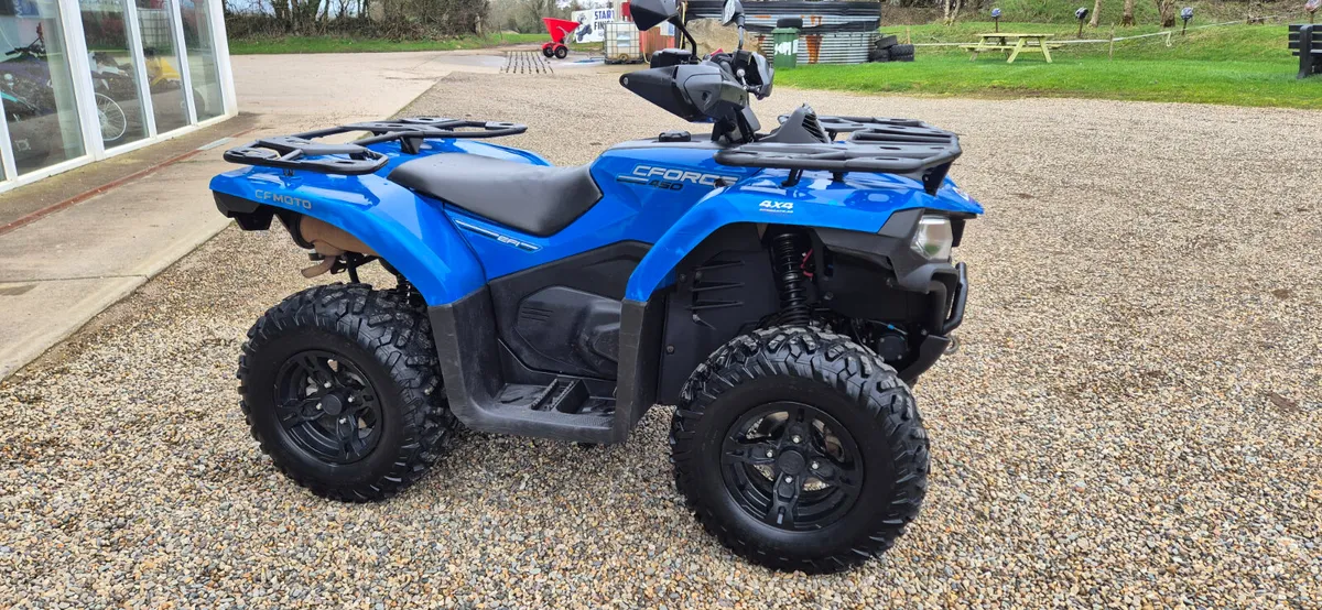 2023 CFMOTO CFORCE 450 ( ONLY 369 HOURS ) - Image 3