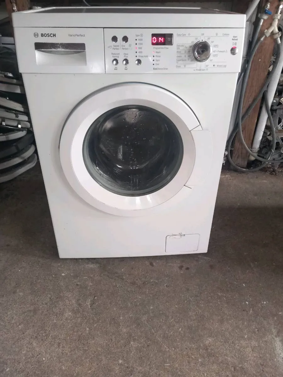 Bosch 9kg washing machine 1400 spin - Image 1