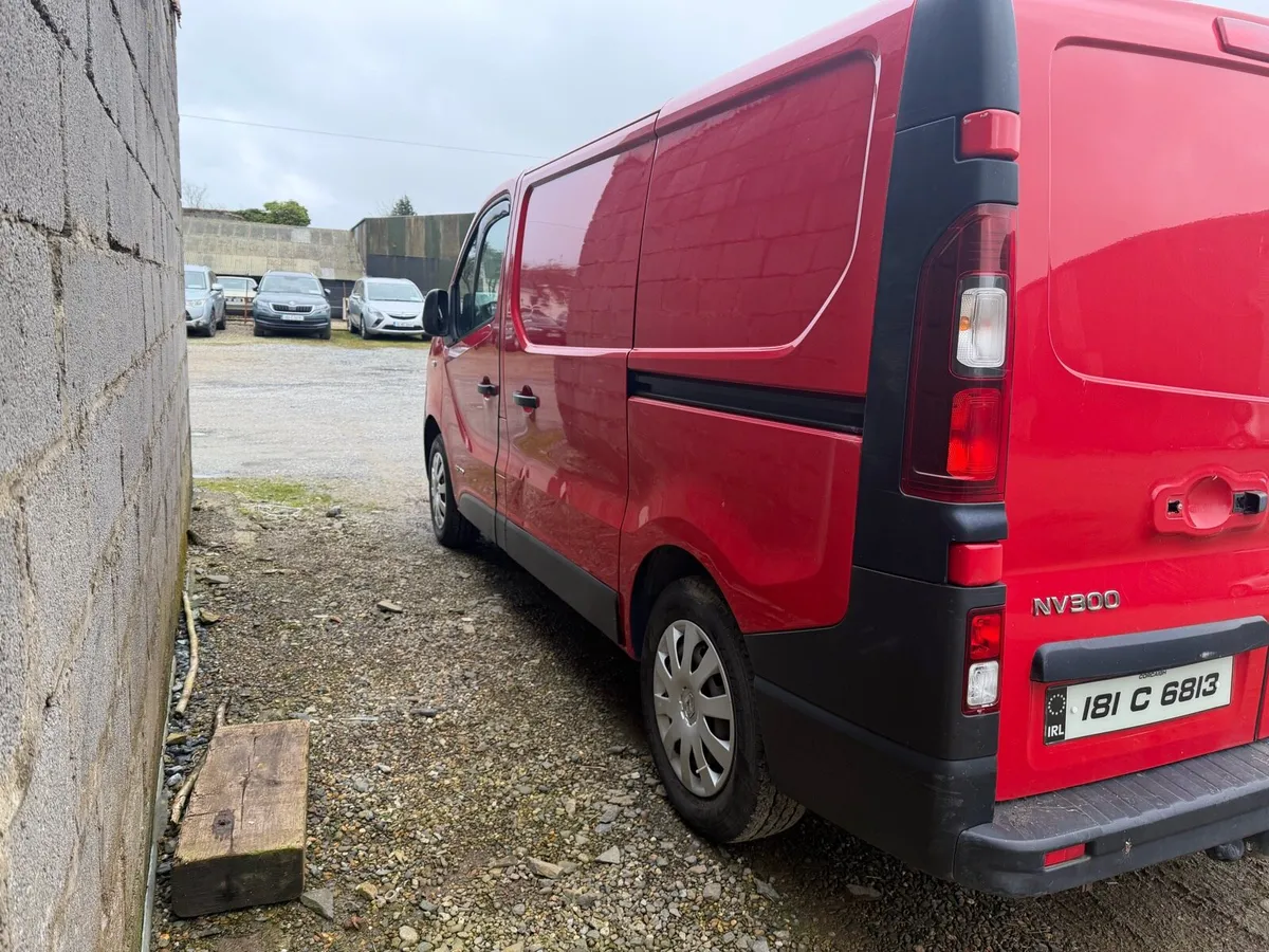 2018 Nissan nv300 - Image 4