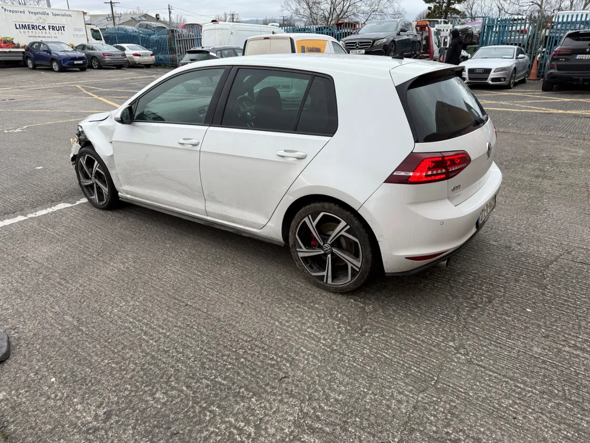2017 VW GOLF GTI LOW MILEAGE - Image 4
