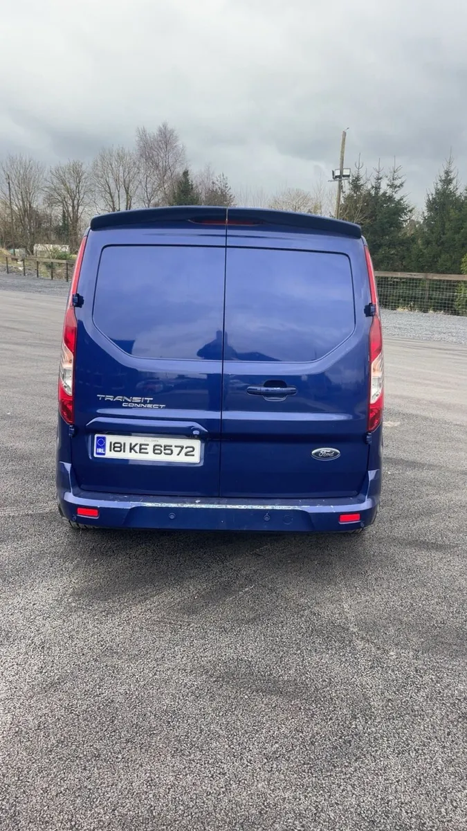Ford Transit connect automatic - Image 4