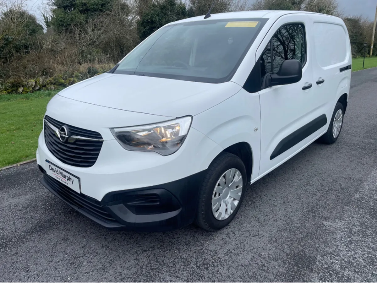 Opel Combo L1H1-1.5 75PS DIESEL 5 S SP 5DR - Image 1