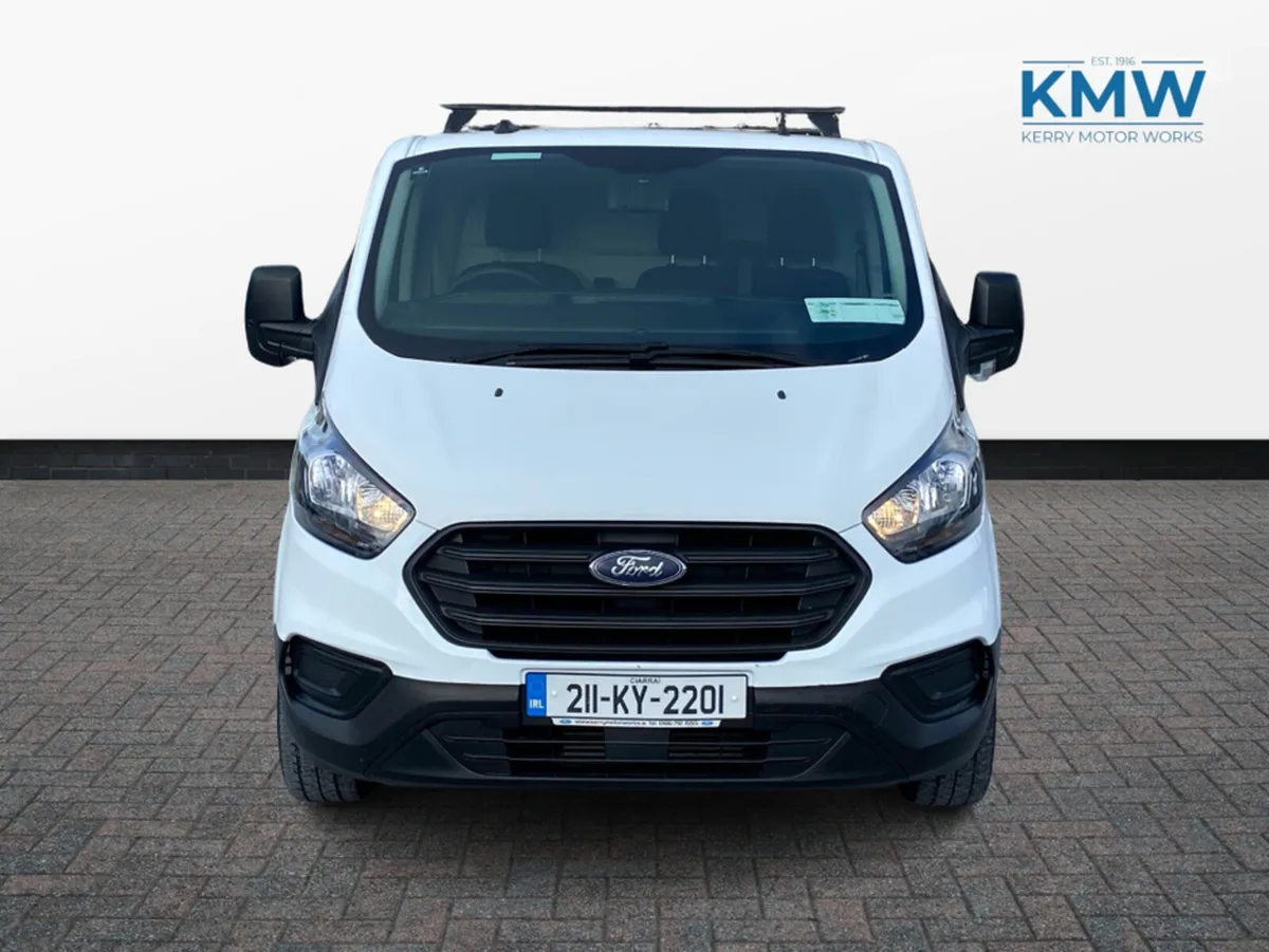 Ford Transit Custom SWB 2.0 - Image 4