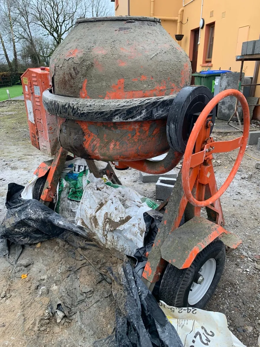 Victor concrete mixer - Image 2