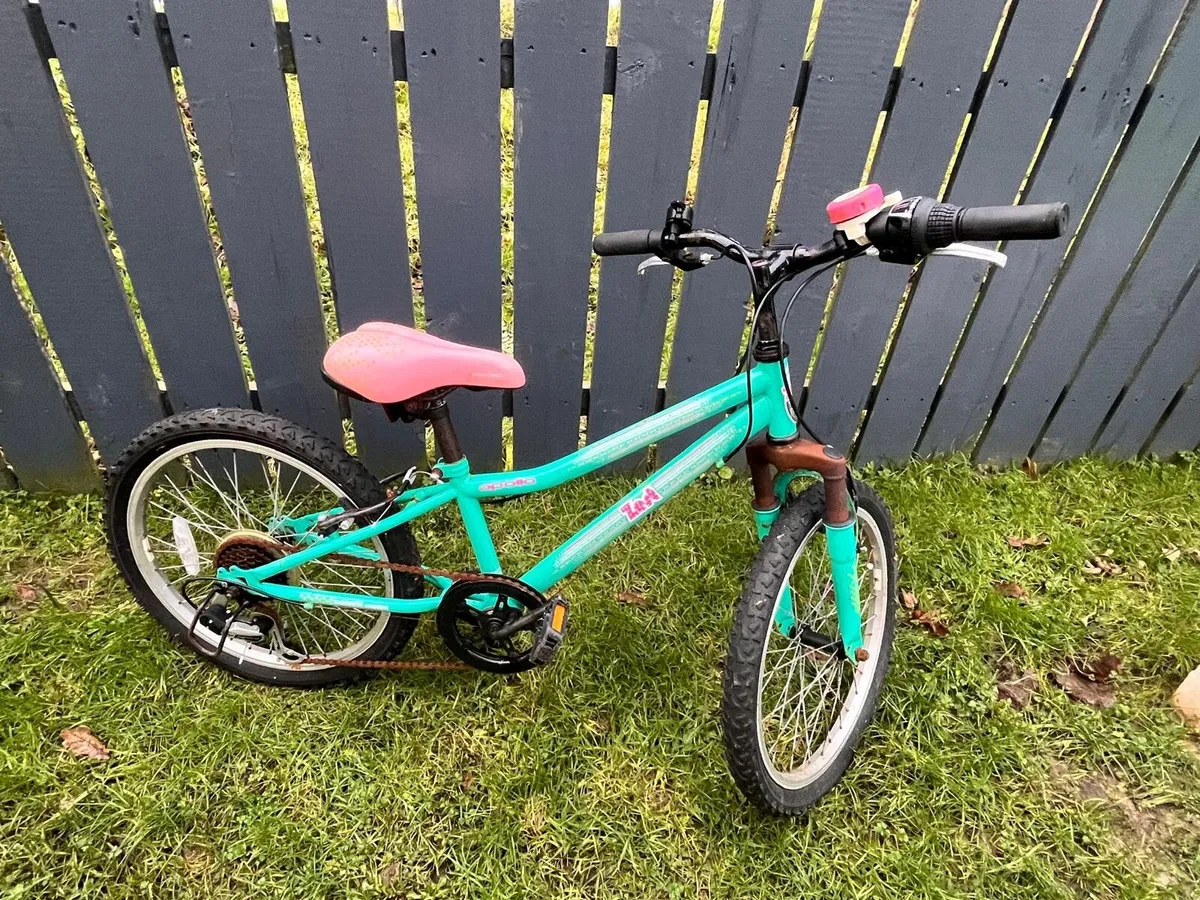 Girls bicycle - Image 1