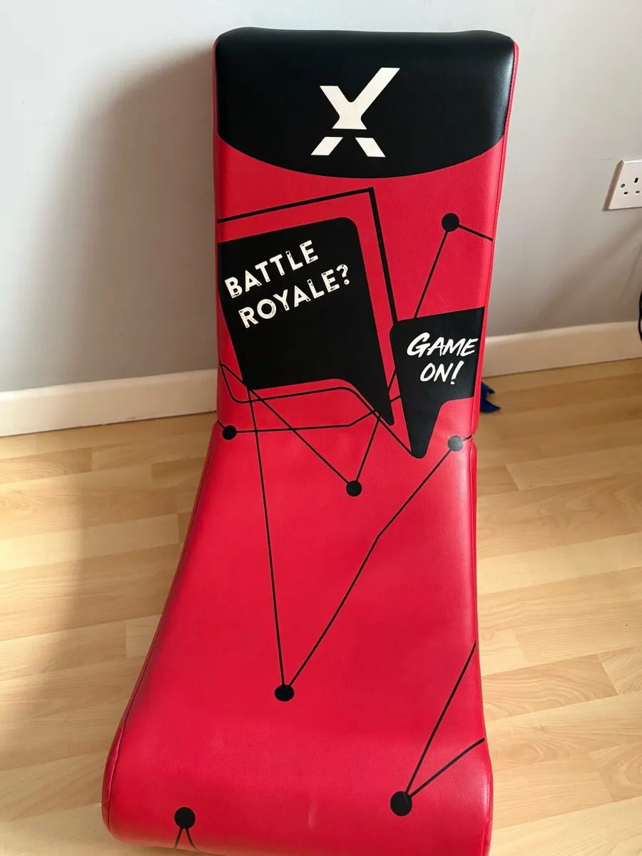 Foldable red&black gaming floor chair - xrocker - Image 1