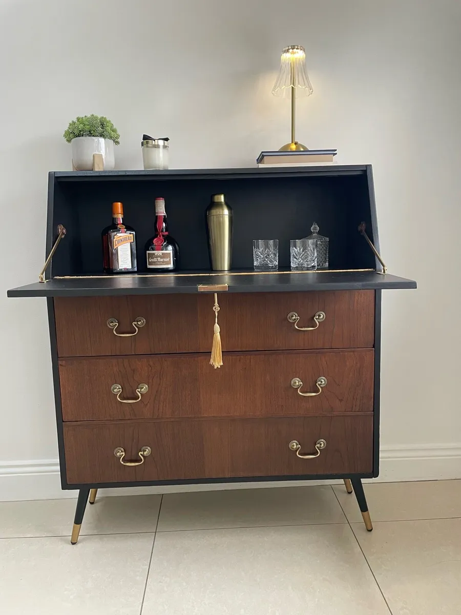 Mid Century writing desk/drinks cabinet - Image 1