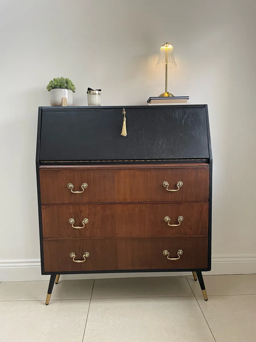 Mid Century writing desk/drinks cabinet - Image 1