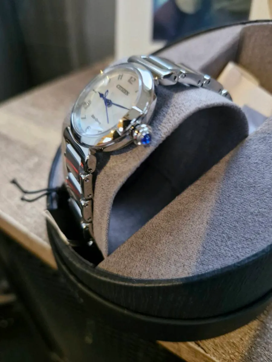 Citizen watch - Image 2