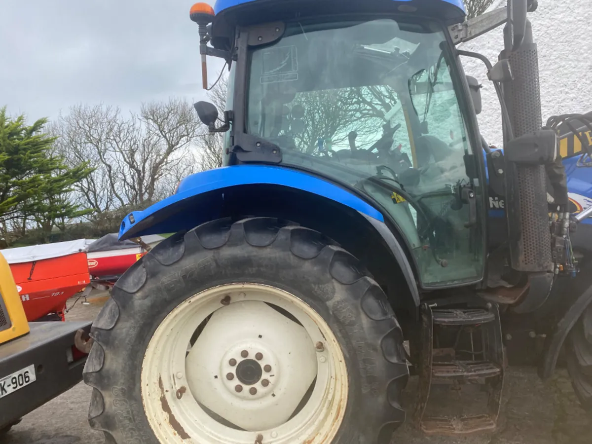 New Holland ts100a and loader - Image 3