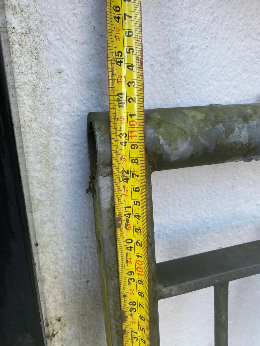 Galvanised Railings - Image 3