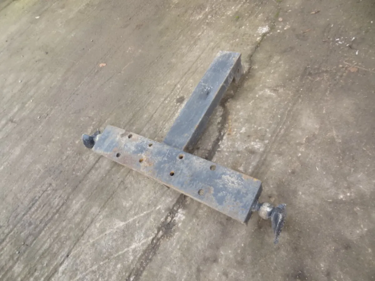 Choice of John Deere Weight Carriers - Image 3