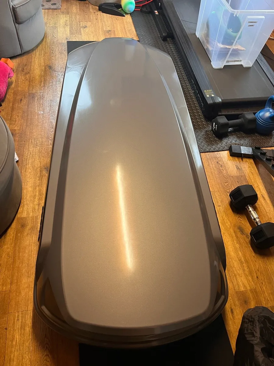 Audi Line 800 roof box - Image 3