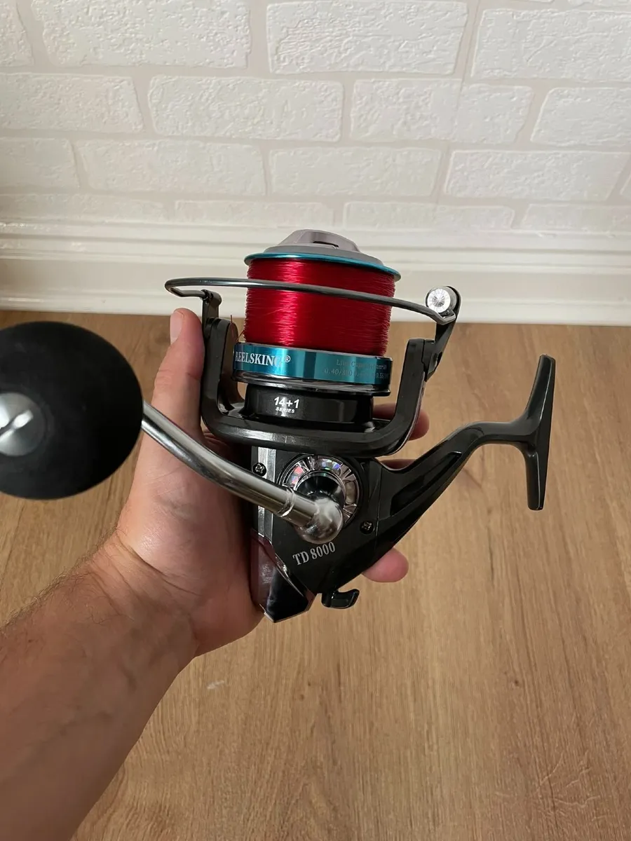 Fishing reels 6 different models - Image 4